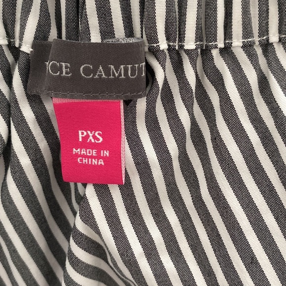 Vince Camuto one shoulder top - Picture 2 of 5